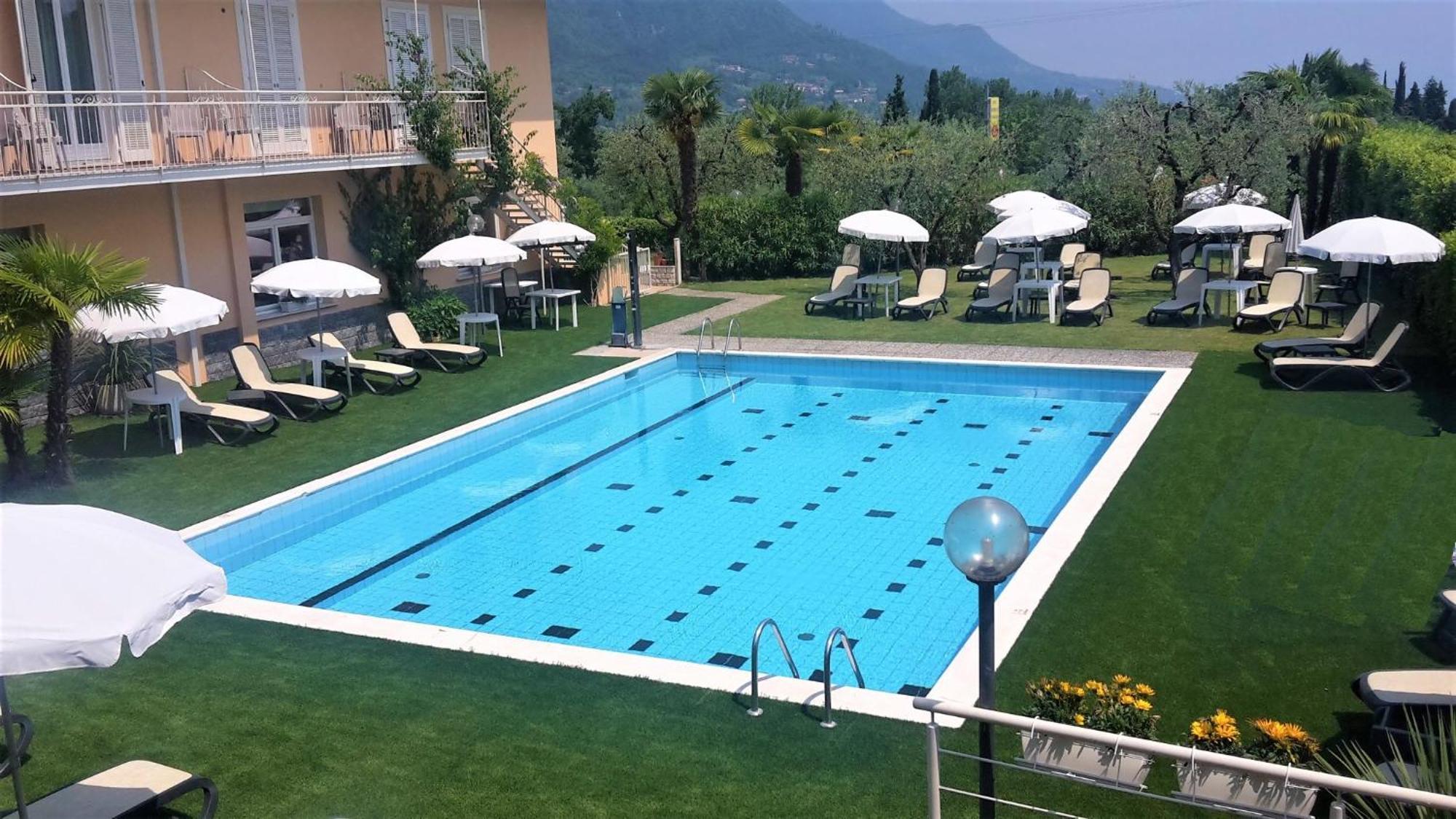 Hotel Panoramica Salò Kültér fotó